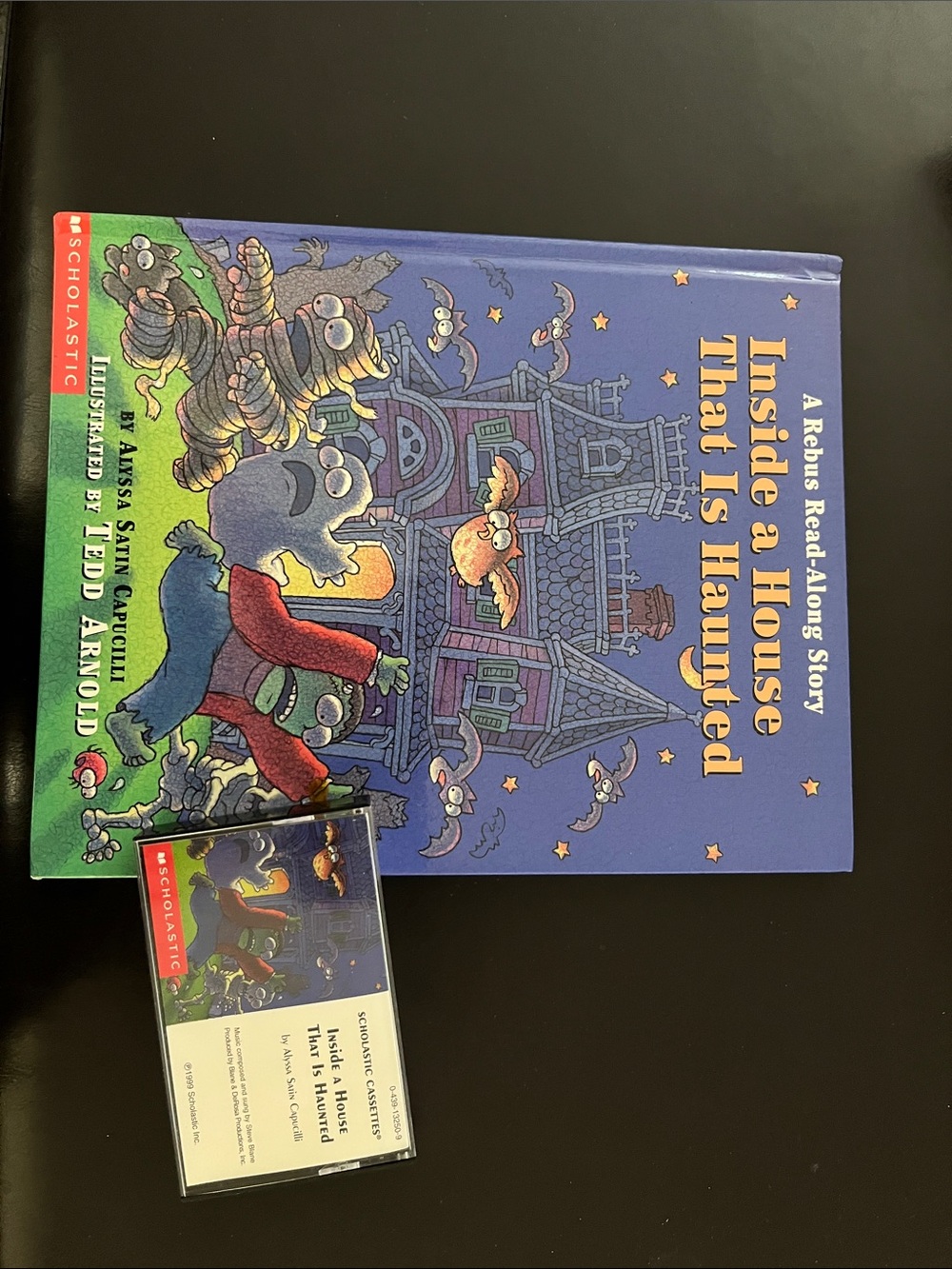 RARE HALLOWEEN BOOK WITH TAPE!!! So fun!!!!!